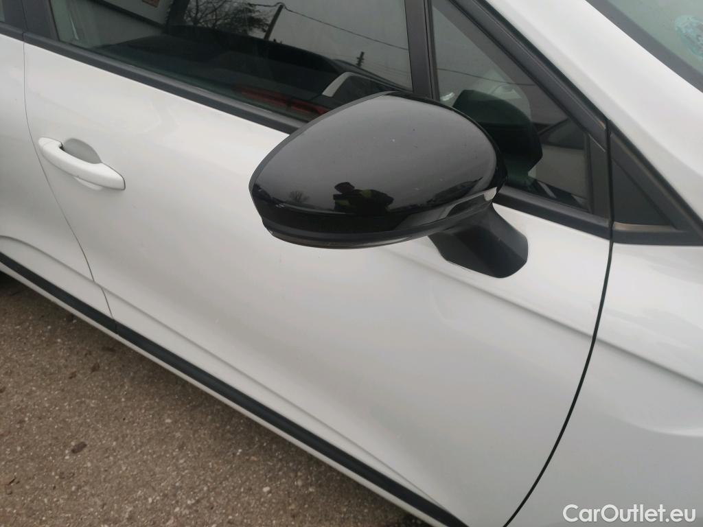  Renault  Clio RENAULT  / 2019 / 5P / berlina con portón Equilibre Blue dCi 74kW (100CV) #31