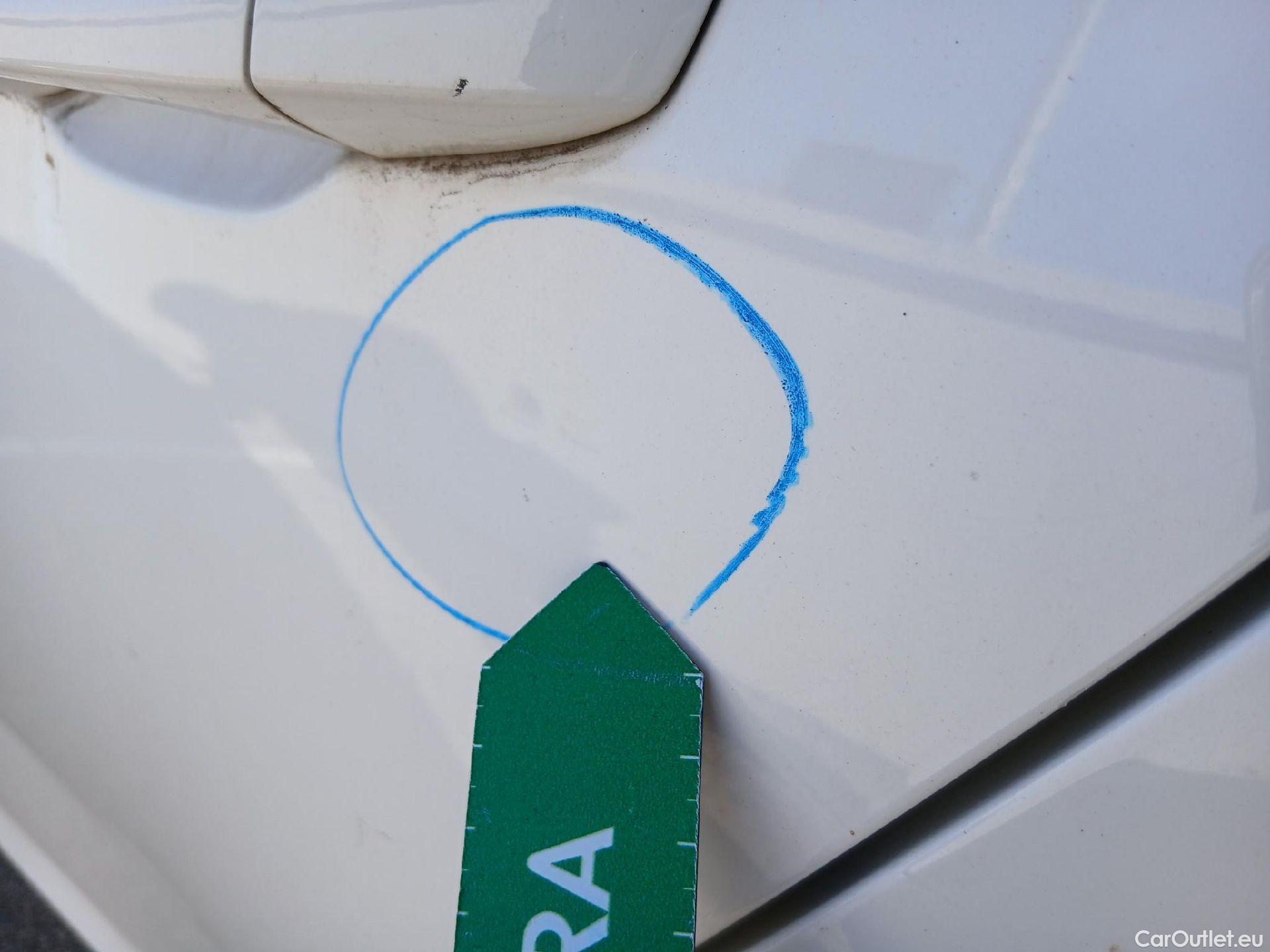  Skoda  KAMIQ SKODA  1.0 TSI 81kW (110CV) DSG Ambition (CX) #39