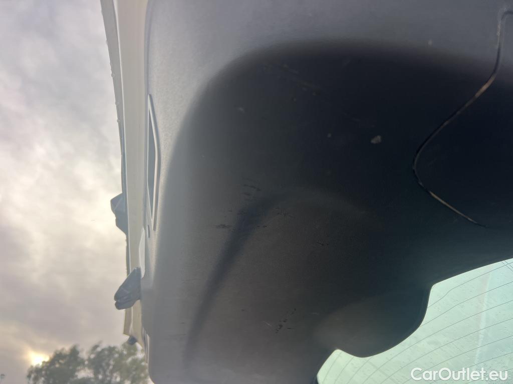  Renault  Kadjar RENAULT  / 2019 / 5P / crossover Zen GPF TCe 103kW (140CV) EDC #13