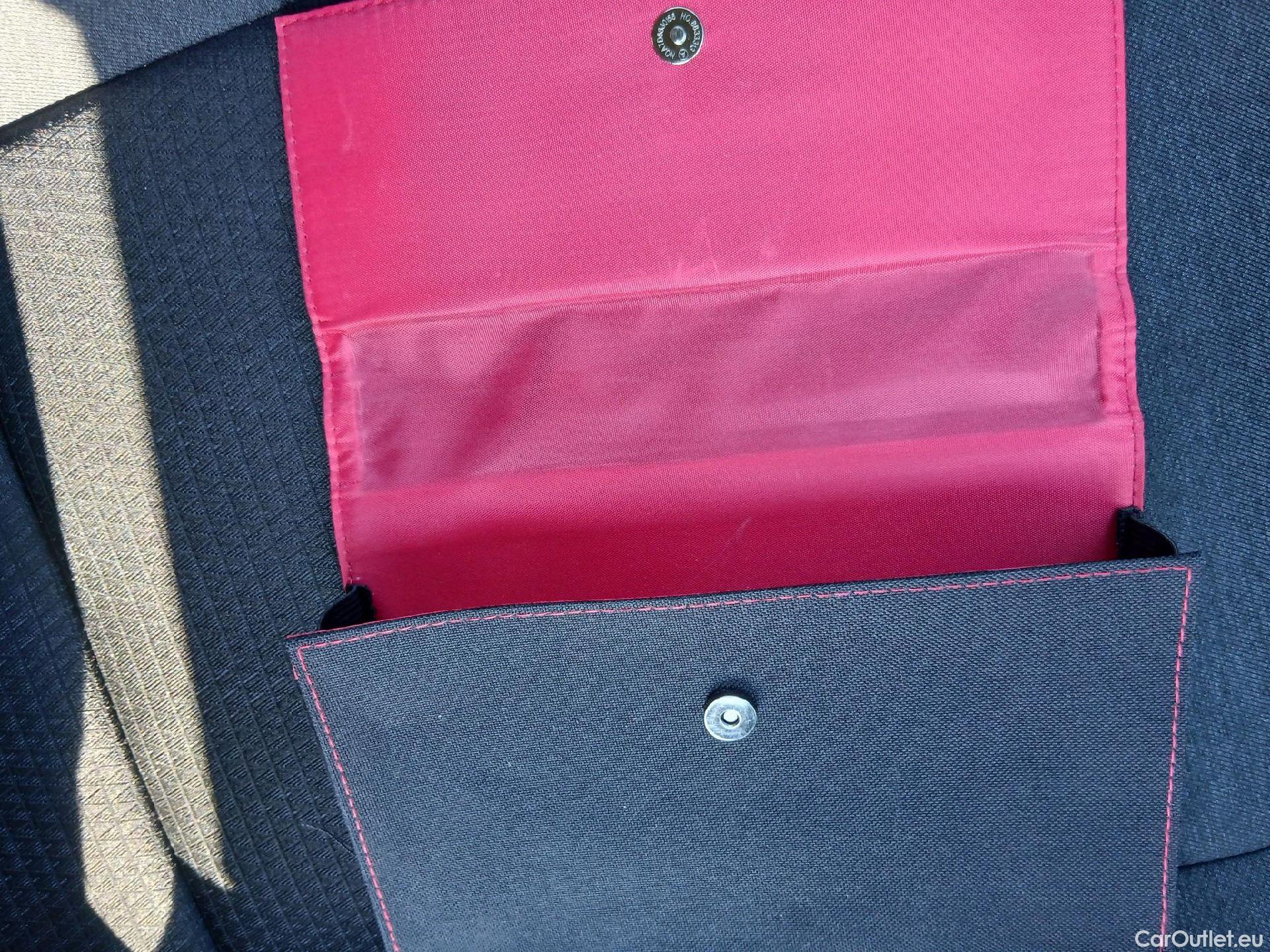  Nissan  Qashqai NISSAN  / 2021 / 5P / todoterreno DIG-T 103kW N-Connecta (Skyline Pack) #1