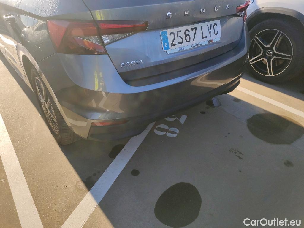  Skoda  Fabia SKODA  / 2021 / 5P / berlina con portón 1.0 TSI 81KW (110CV) DSG Style #13