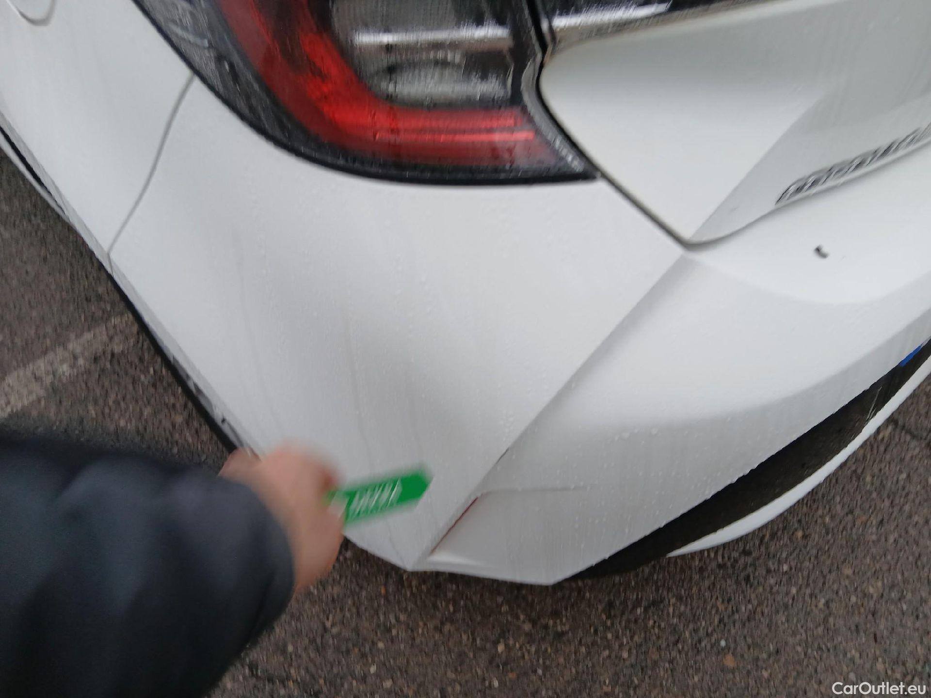  Toyota  Corolla TOYOTA  1.8 125H ACTIVE TECH E-CVT #16