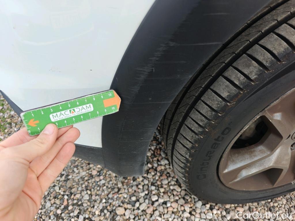  Dacia  Sandero DACIA  / 2016 / 5P / berlina con portón Stepway Essential Blue dCi 70kW (95CV) #58