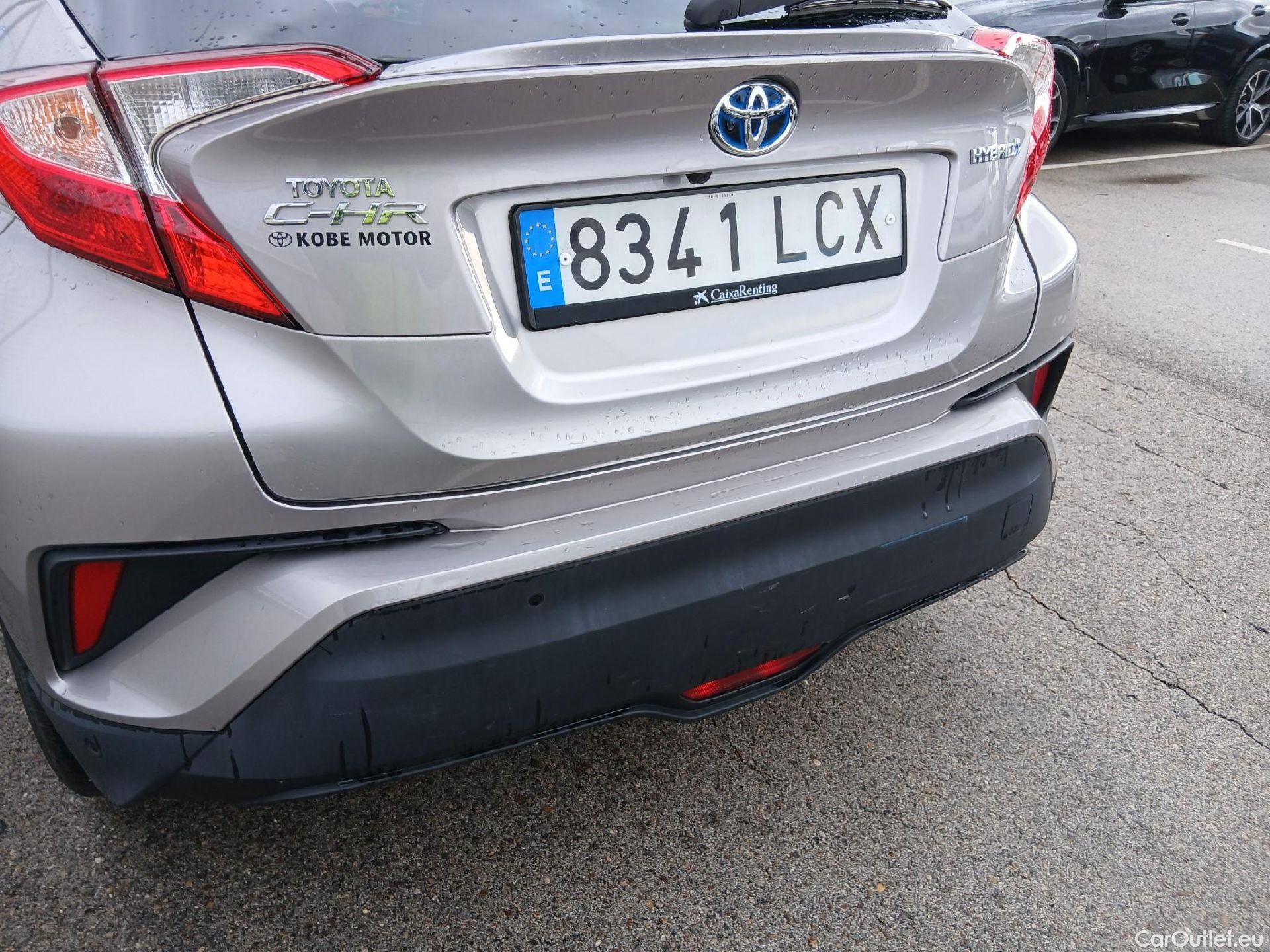  Toyota  C-HR TOYOTA  / 2016 / 5P / todoterreno 1.8 125H Advance (CX) #31