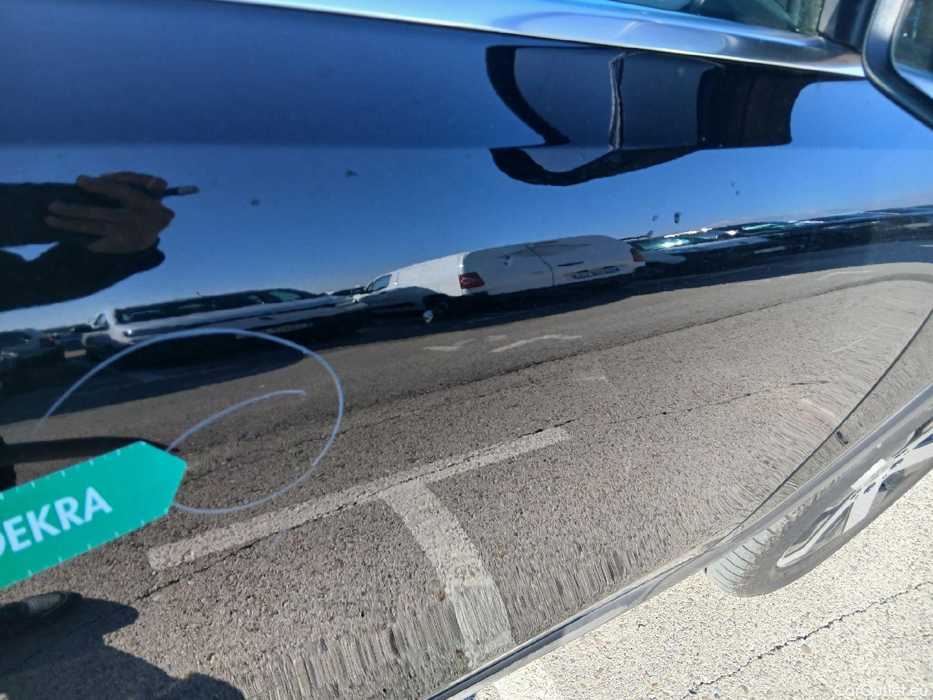  Mercedes  GLB MERCEDES-BENZ  / 2019 / 5P / todoterreno 2.0  200 D DCT 110KW (150CV) #22