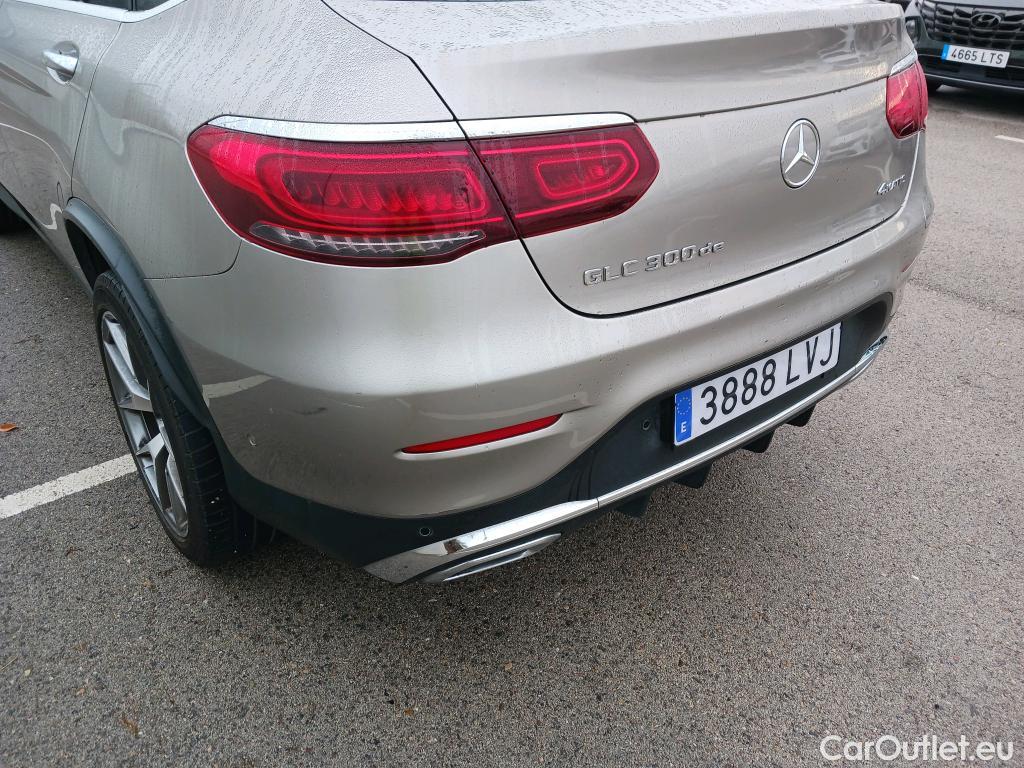  Mercedes  G-Klasee MERCEDES-BENZ GLC Coupé / 2019 / 5P / coupé GLC 300 de 4MATIC #12