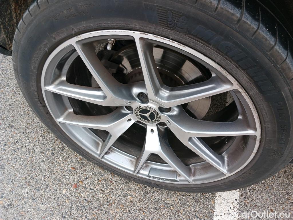  Mercedes  G-Klasee MERCEDES-BENZ GLC Coupé / 2019 / 5P / coupé GLC 300 de 4MATIC #7