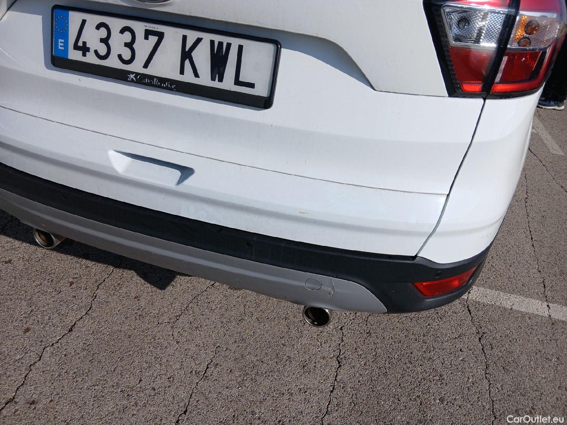  Ford  Kuga FORD  / 2016 / 5P / todoterreno 1.5 EcoBoost 88kW 4x2 Trend+ (CX) #13