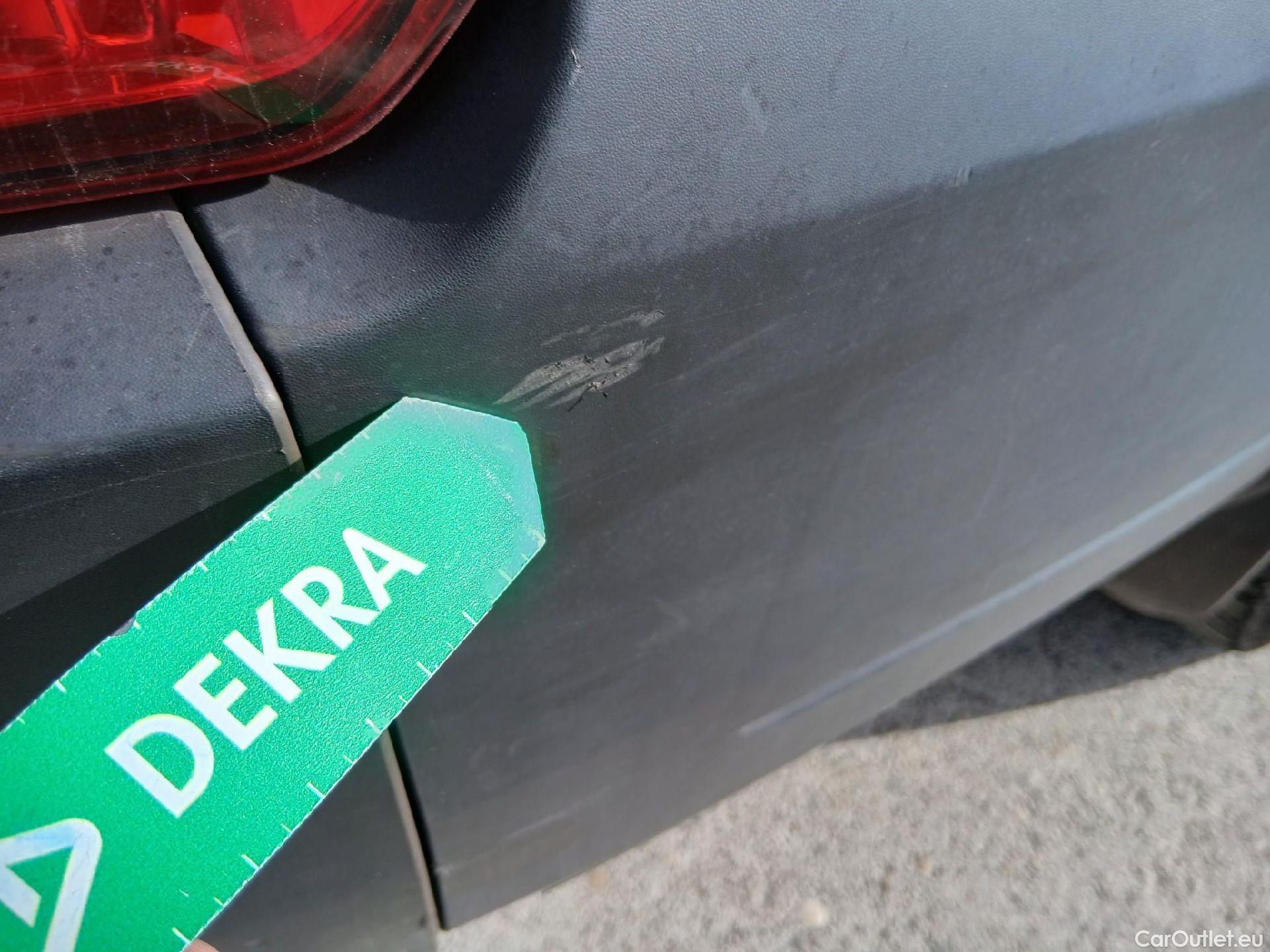  Ford  Transit FORD  / 2013 / 4P / furgón 350 96kW L3H2 Van Trend FWD #35