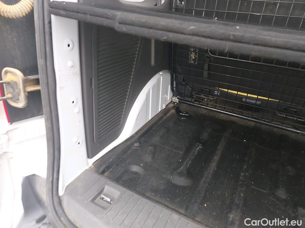  Ford  Transit Connect FORD  / 2013 / 5P / combi Kombi 1.5 TDCi 74kW Trend 220 L1 (N1) #11