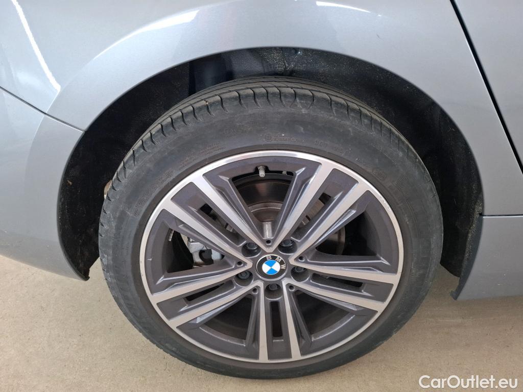  Bmw  Serie 1 BMW Série 1 / 2019 / 5P / Berline 116i DKG7 Business Design #32