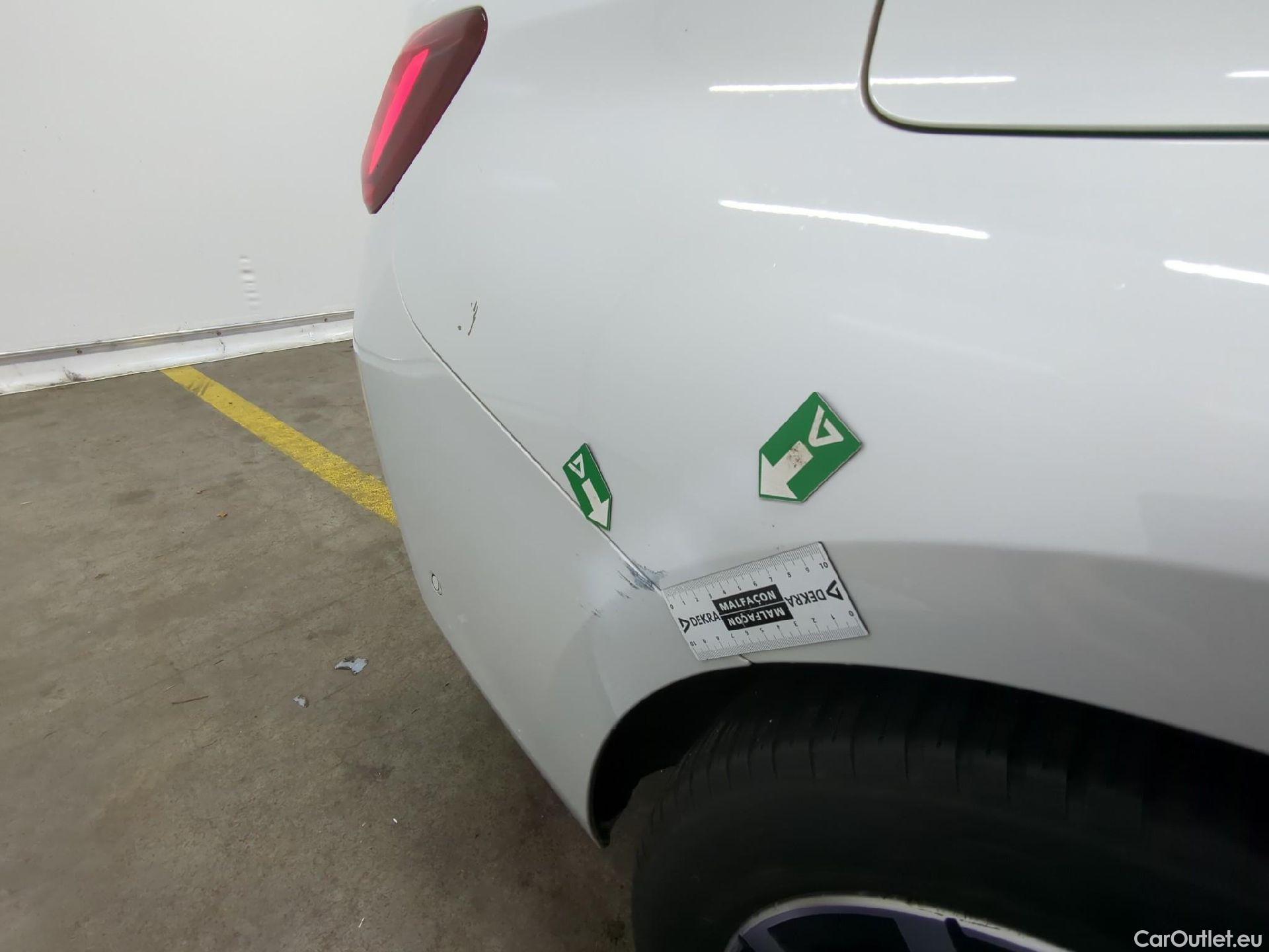  Bmw  Serie 3 BMW Série 3 Touring / 2022 / 5P / Break 318i 156ch Business Design BVA8 #12