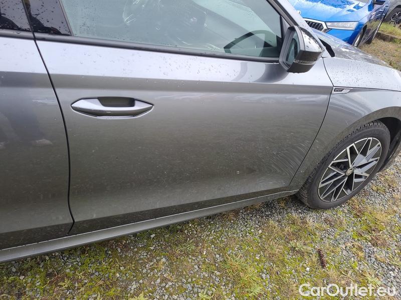  Skoda  Octavia  Combi (NX3)(2020) Oct.C.2.0TDI 110 Sportl.4x4 AT #7