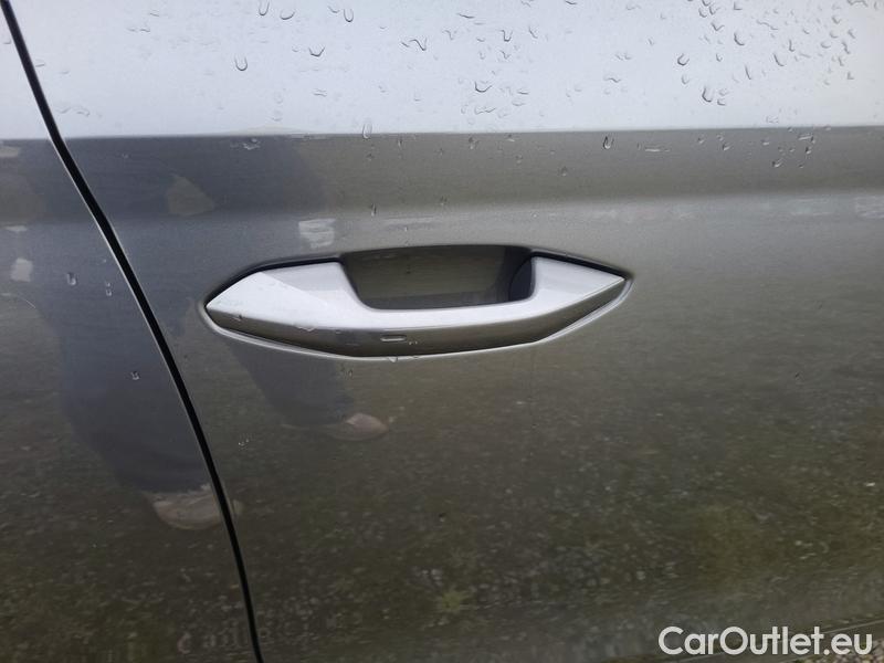  Skoda  Octavia  Combi (NX3)(2020) Oct.C.2.0TDI 110 Sportl.4x4 AT #6