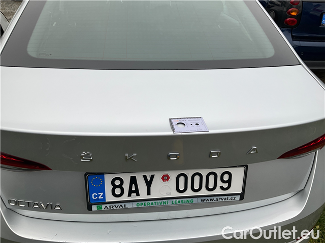  Skoda  Octavia  2.0TDI 85 Ambition AT #12
