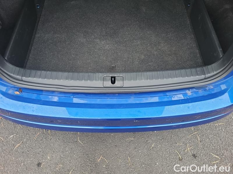  Skoda  Octavia  Combi (NX3)(2020) Oct.Combi 2.0TDI 85 Style #21