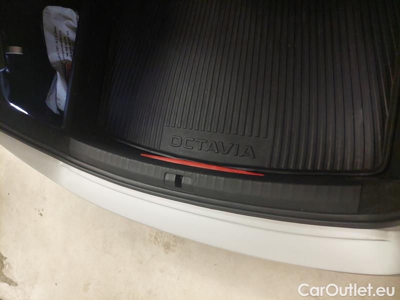  Skoda  Octavia  Lim. (NX3)(2020)  2.0TDI 85 Style 5d #11