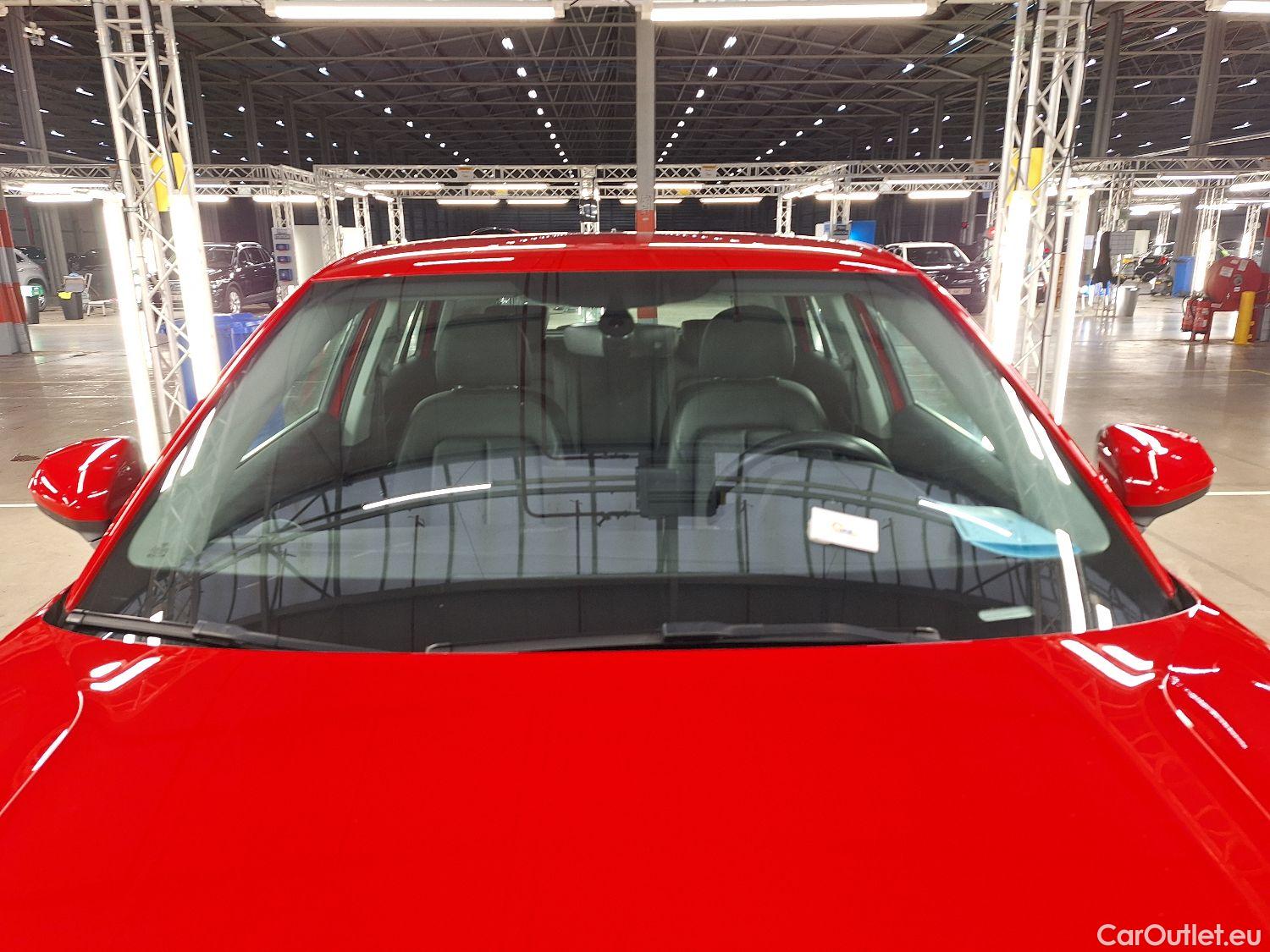  Audi  Q2 Audi,  FL'20, Audi  1.0 30 TFSI 81kW 5d #4