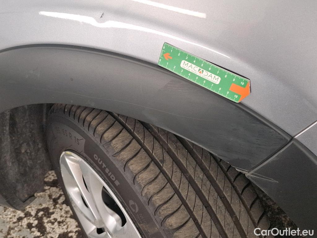  Citroen  C3  Feel Business 1.2 PureTech 80CV BVM5 E6d #41