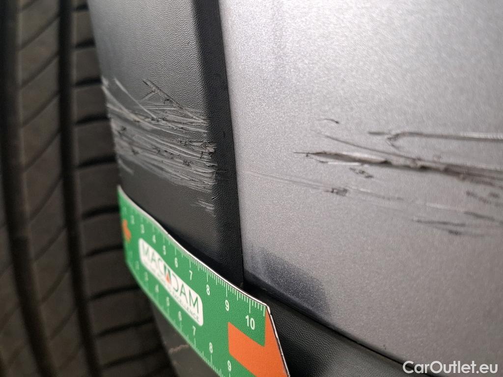  Citroen  C3  Feel Business 1.2 PureTech 80CV BVM5 E6d #12