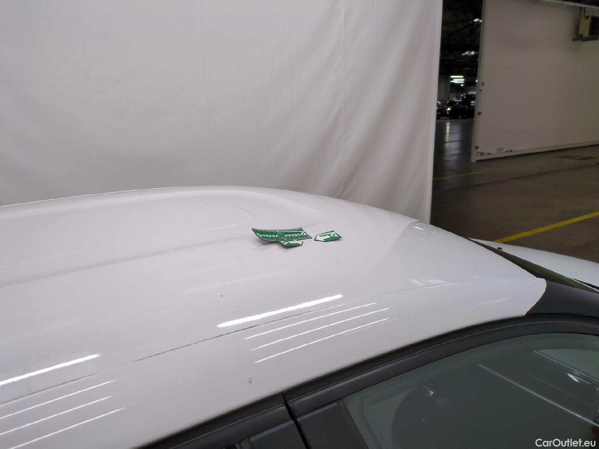  Citroen  C3  Société Feel Nav 1.5 BlueHDI 100CV BVM5 E6dT #17