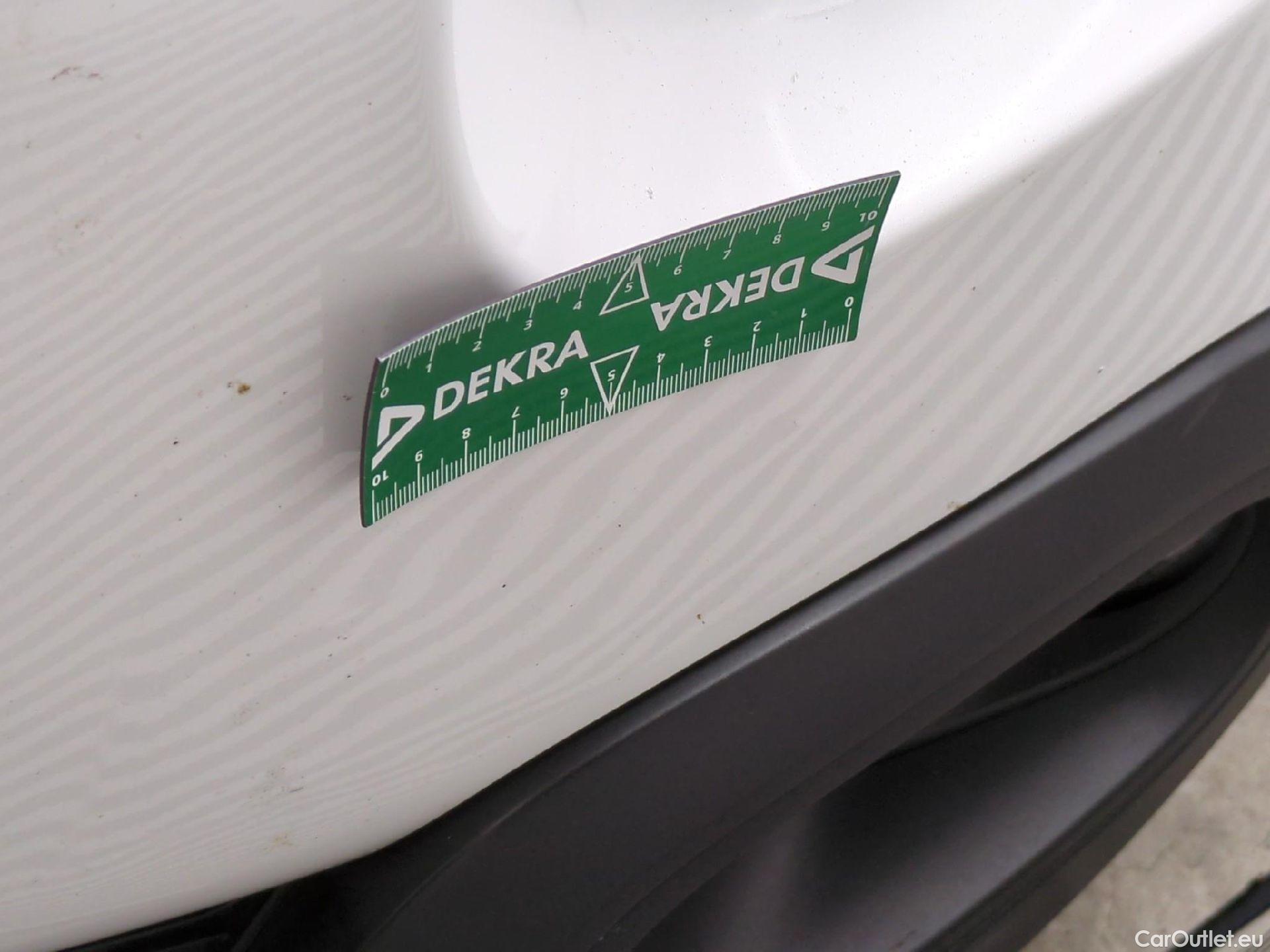  Citroen  C3  Société Feel Nav 1.5 BlueHDI 100CV BVM5 E6dT #28