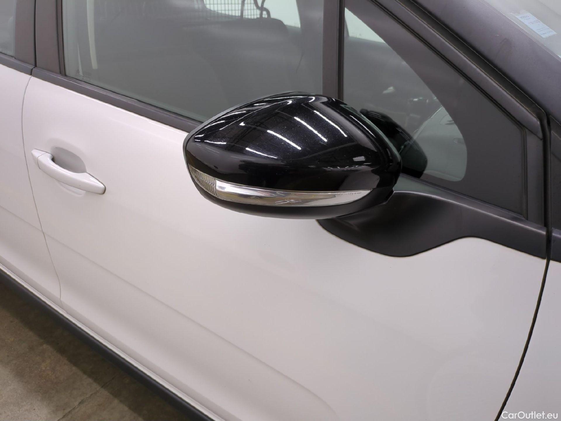  Citroen  C3  Société Feel Nav 1.5 BlueHDI 100CV BVM5 E6dT #21