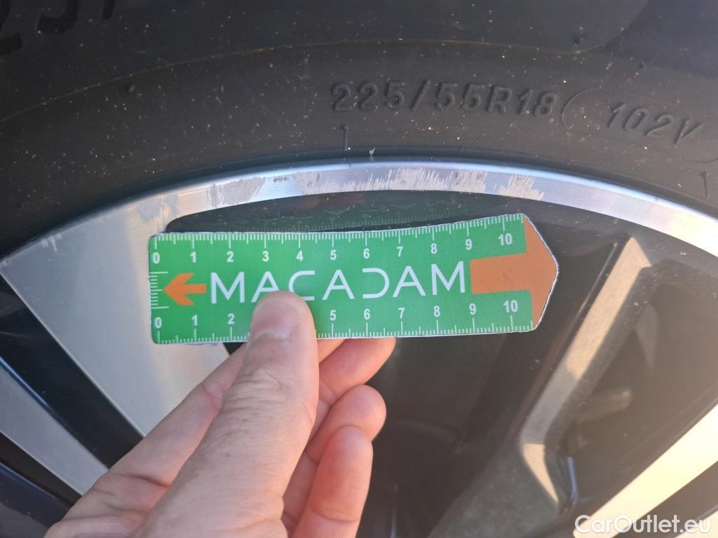  Peugeot  3008  GT Line 1.5 HDi 130CV BVA8 E6dT #20