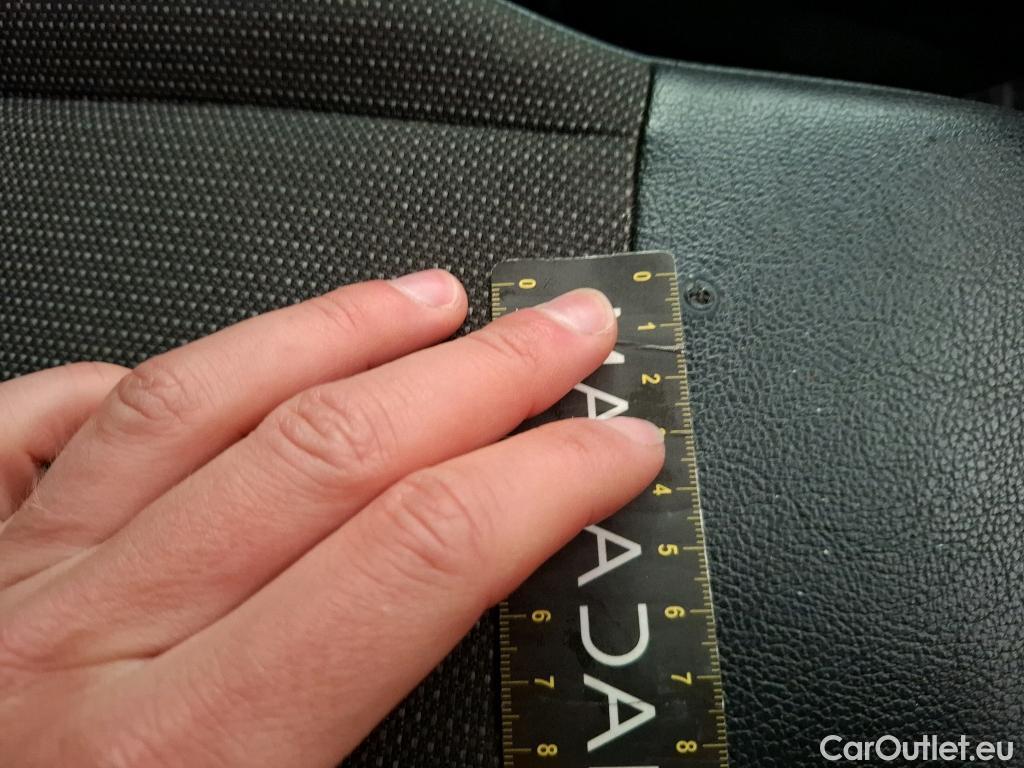  Peugeot  Expert  Fourgon Asphalt L3 2.0 HDi 120CV BVA8 E6d #38