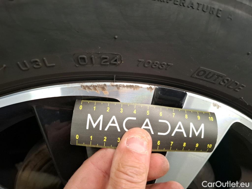  Peugeot  5008  Allure Business 1.5 HDi 130CV BVA8 7 Sieges E6d #25