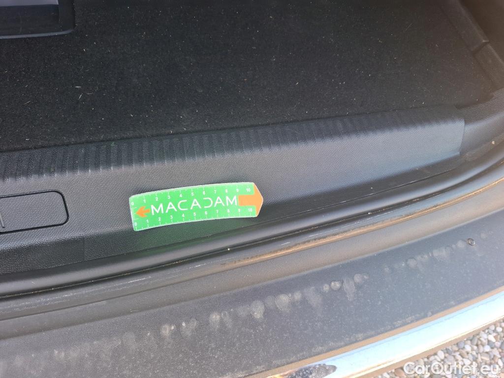  Peugeot  3008  GT Line 1.5 HDi 130CV BVA8 E6dT #48