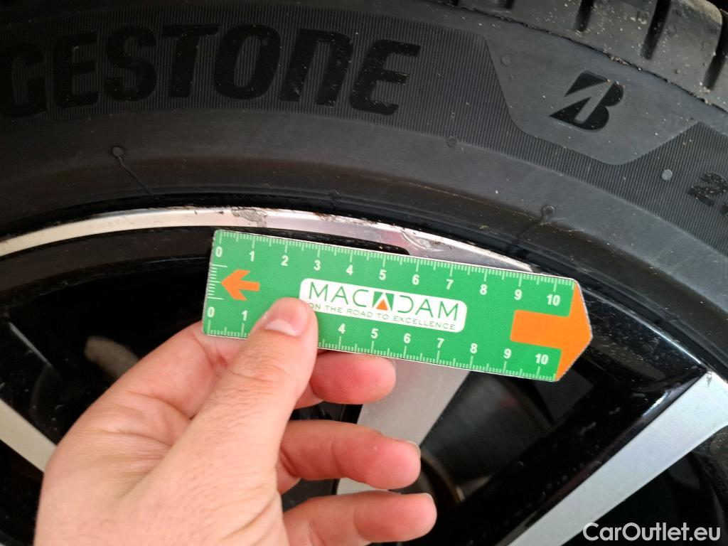  Peugeot  508 PEUGEOT  SW / 2018 / 5P / Break HYBRID 225 E-EAT8 GT #13