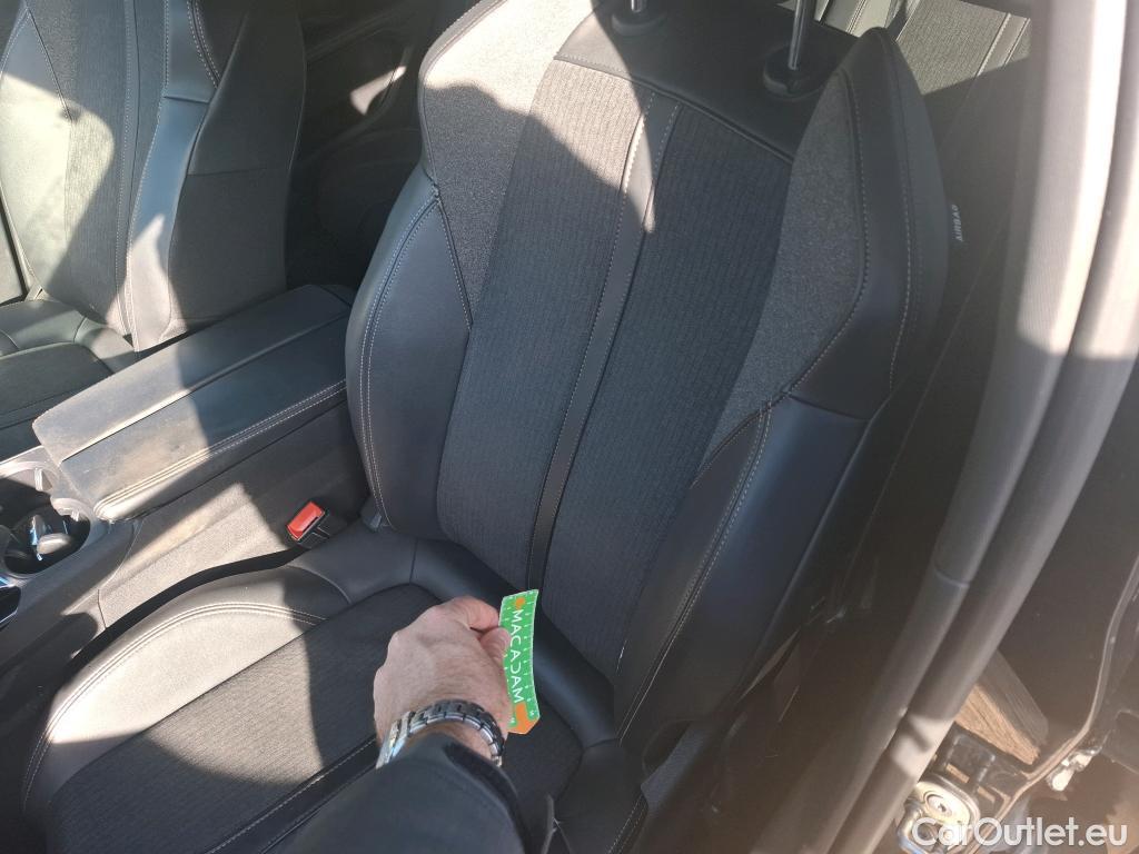  Peugeot  3008  GT Line 1.5 HDi 130CV BVA8 E6dT #12