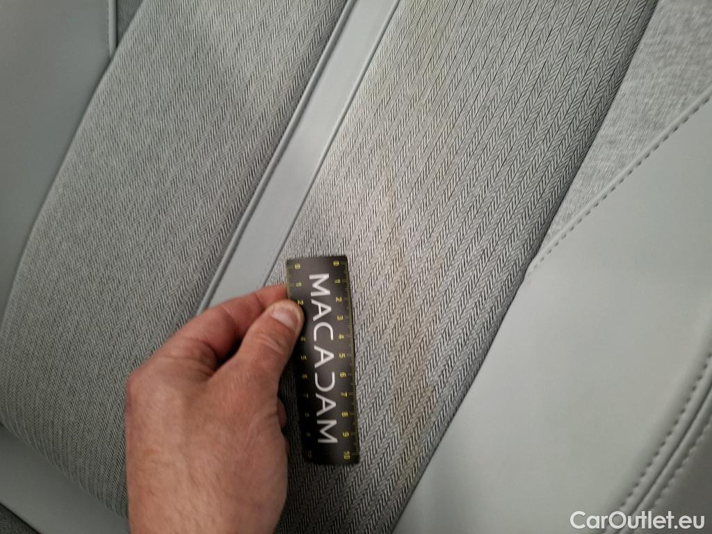  Peugeot  5008  Allure Business 1.5 HDi 130CV BVA8 7 Sieges E6d #19