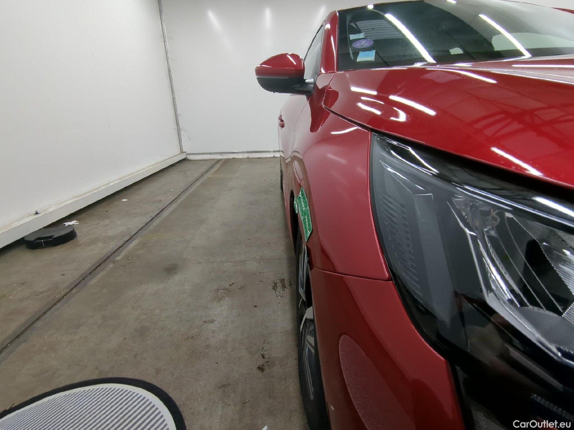  Peugeot  208  Allure 1.2 PureTech 130CV BVA8 E6d #14