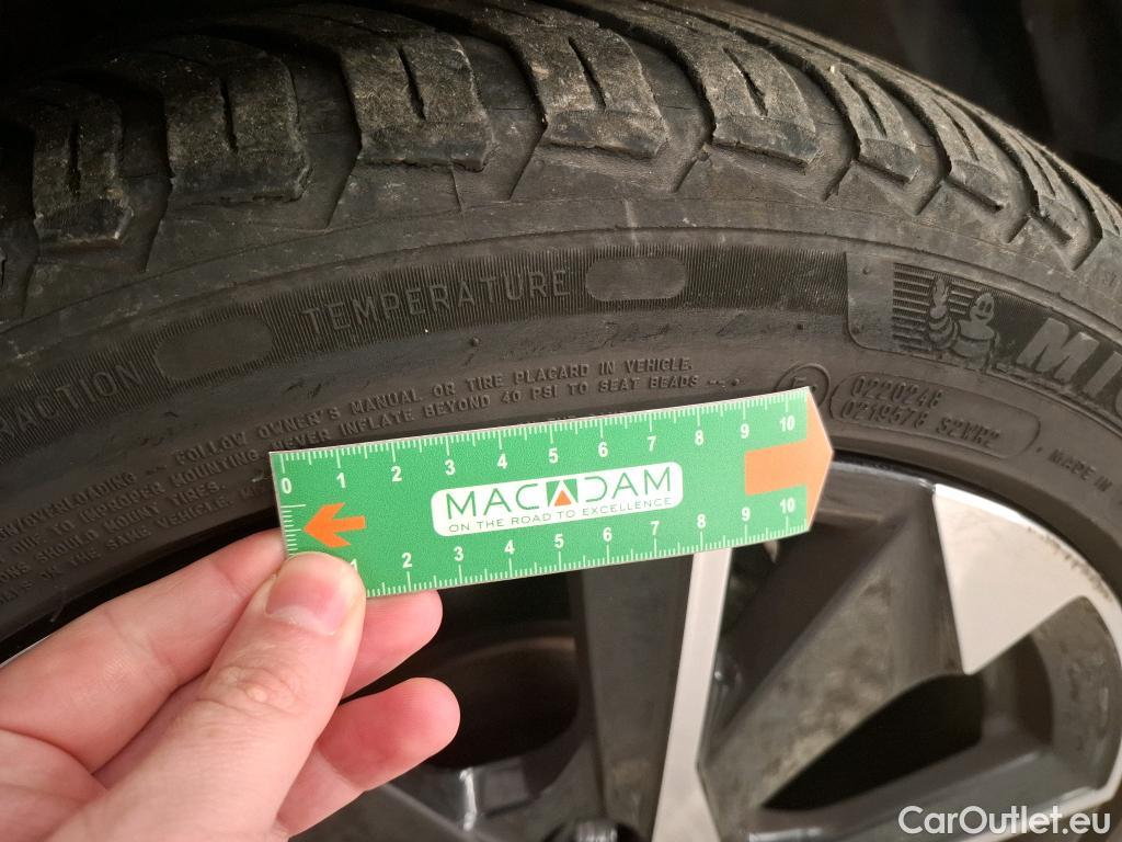  Peugeot  308  Allure Pack 1.2 PureTech 130CV BVA8 E6d #12