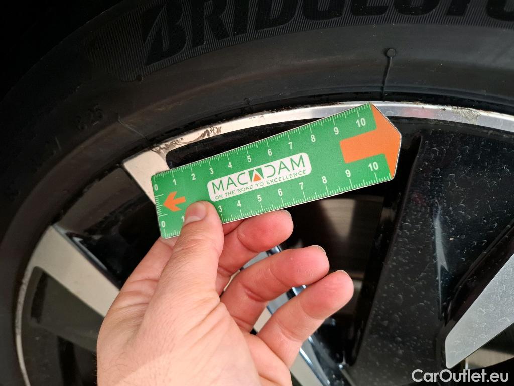  Peugeot  508 PEUGEOT  SW / 2018 / 5P / Break HYBRID 225 E-EAT8 GT #14