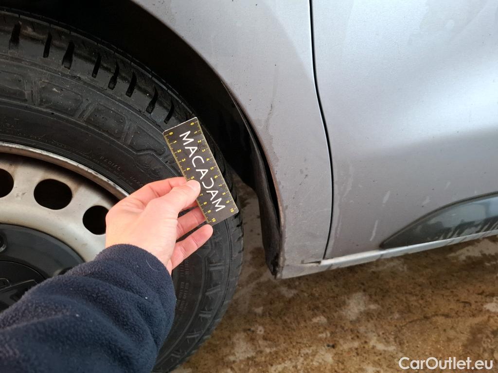  Peugeot  Expert  Fourgon Asphalt L3 2.0 HDi 120CV BVA8 E6d #66