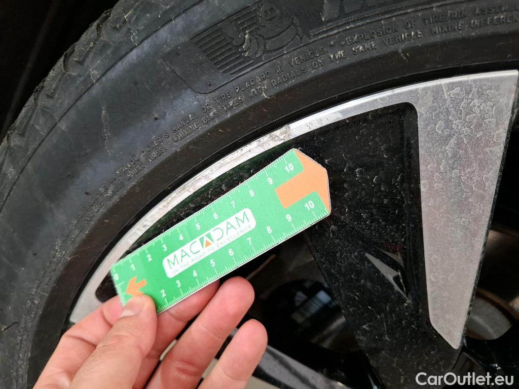  Peugeot  508 PEUGEOT  SW / 2018 / 5P / Break HYBRID 225 E-EAT8 GT #8