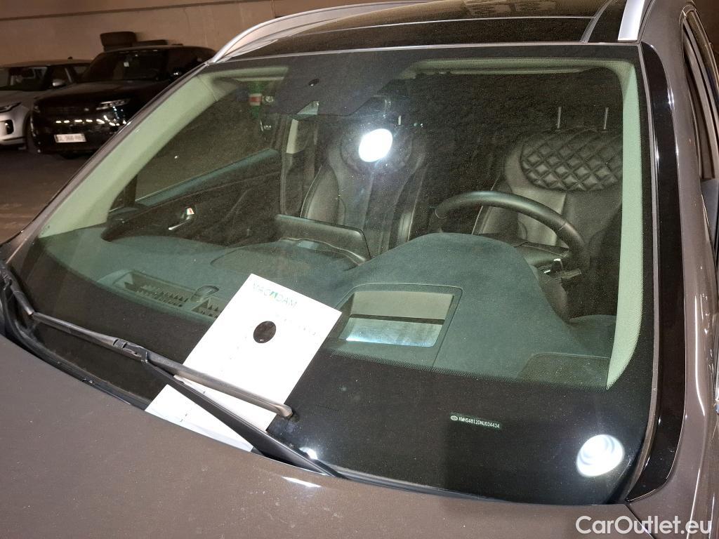  Hyundai  Santa Fe HYUNDAI  / 2020 / 5P / SUV 1.6 T-GDI 265 PHEV HTRAC EXECUTIVE AUTO #1