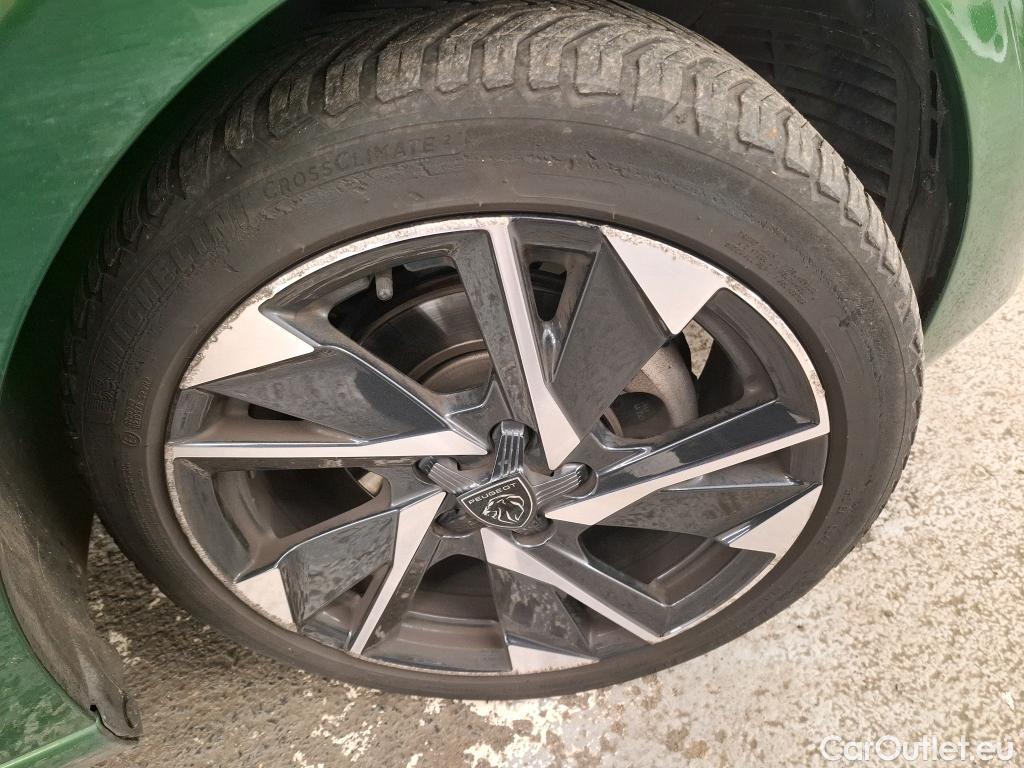  Peugeot  308  Allure Pack 1.2 PureTech 130CV BVA8 E6d #14