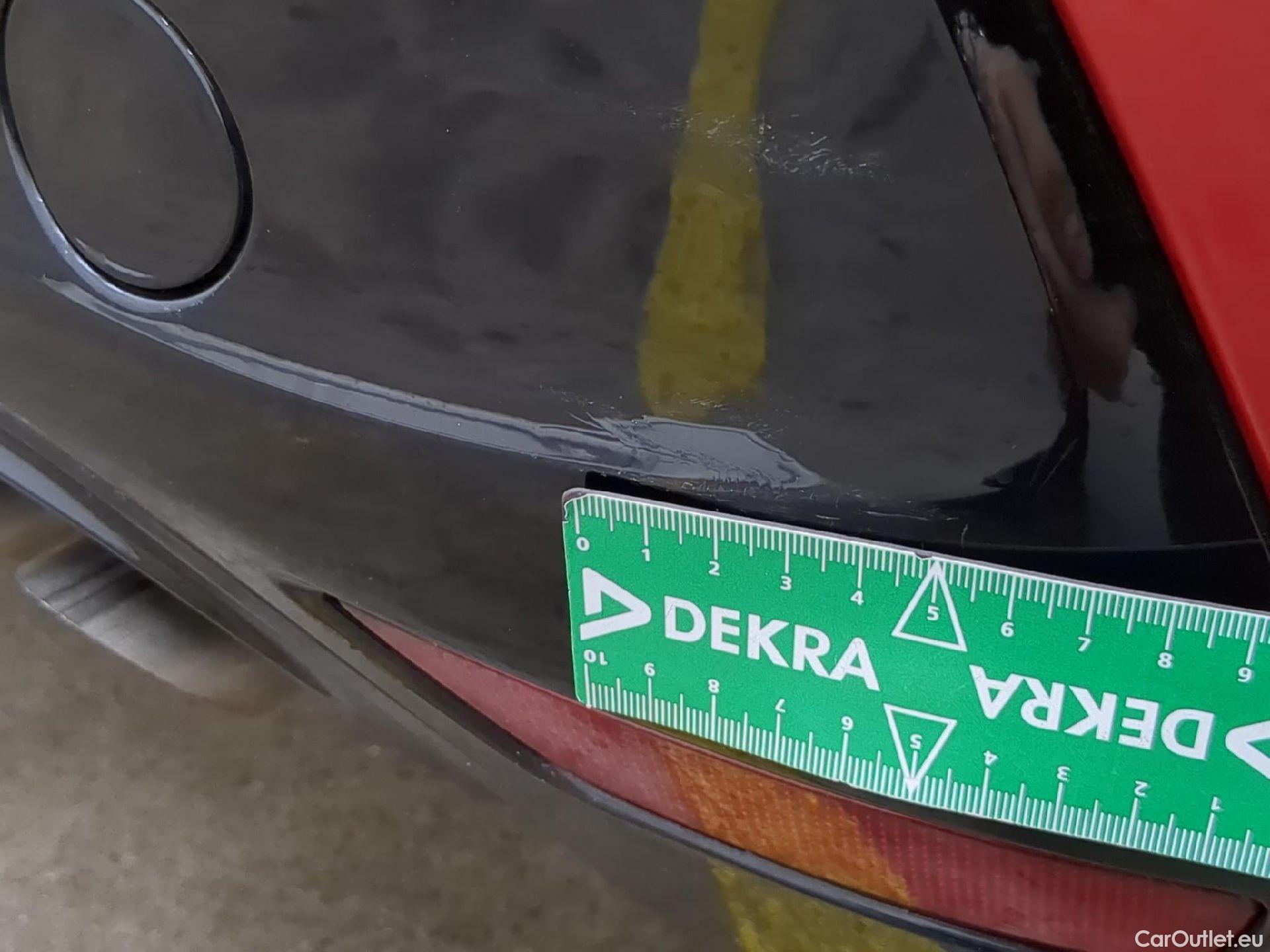  Peugeot  208  Allure 1.2 PureTech 130CV BVA8 E6d #26