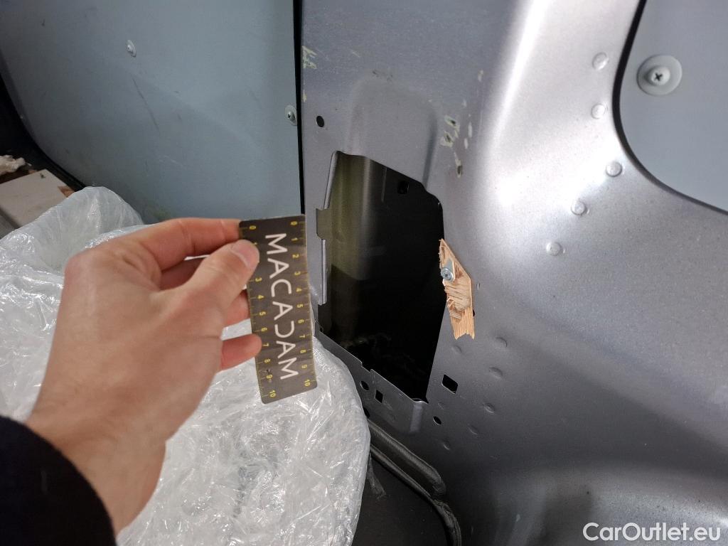  Peugeot  Expert  Fourgon Asphalt L3 2.0 HDi 120CV BVA8 E6d #18