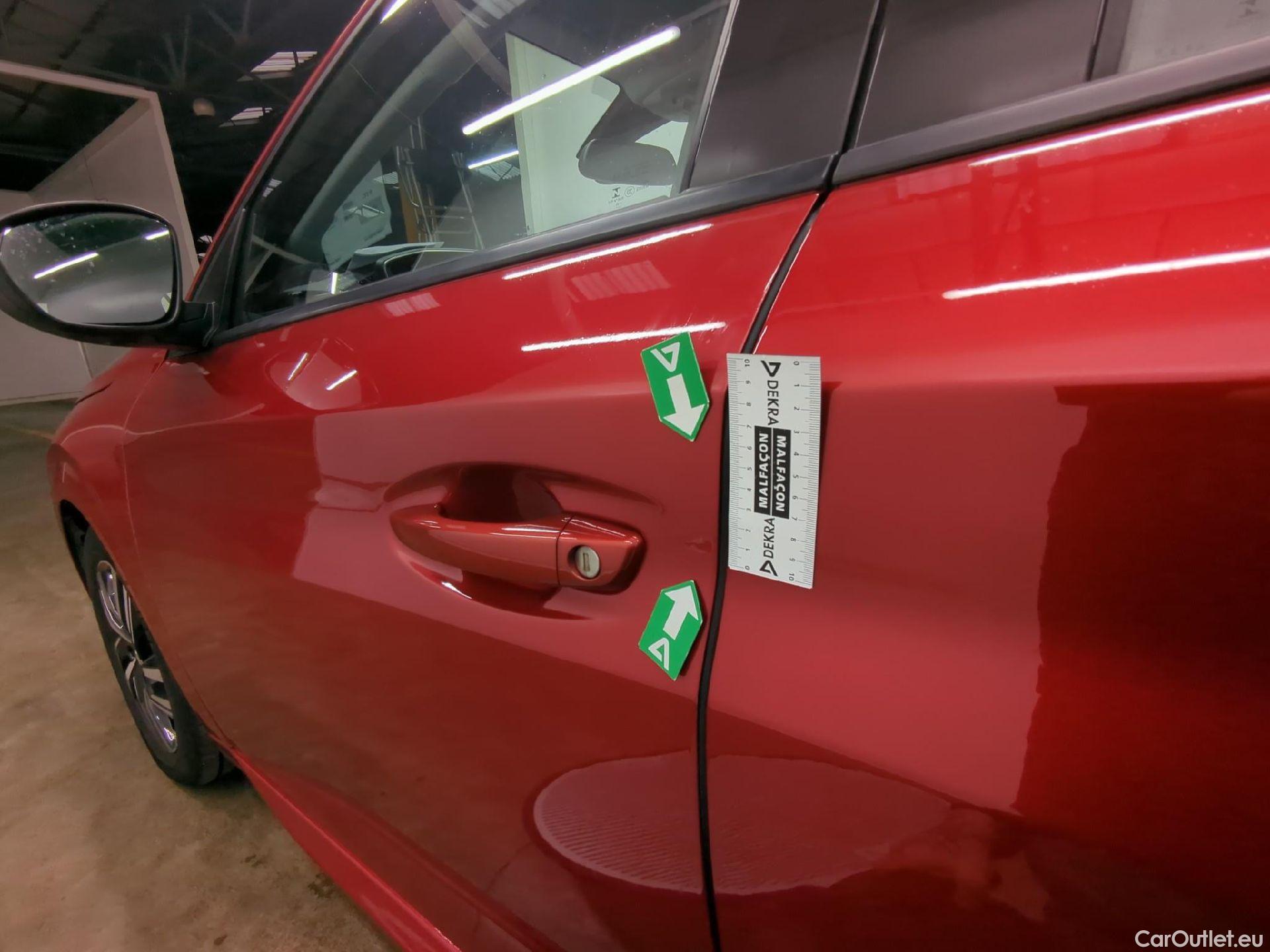  Peugeot  208  Allure 1.2 PureTech 130CV BVA8 E6d #20