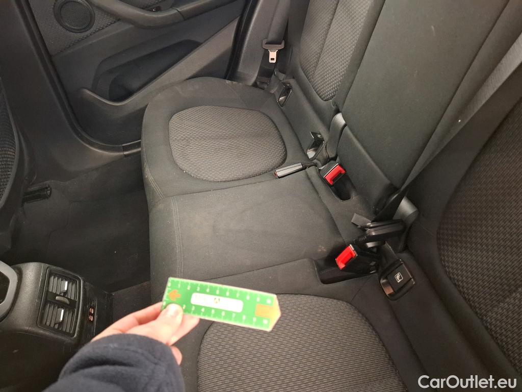  Bmw  X1 Série  sDrive18d Lounge 2.0 150CV BVA8 E6d #32