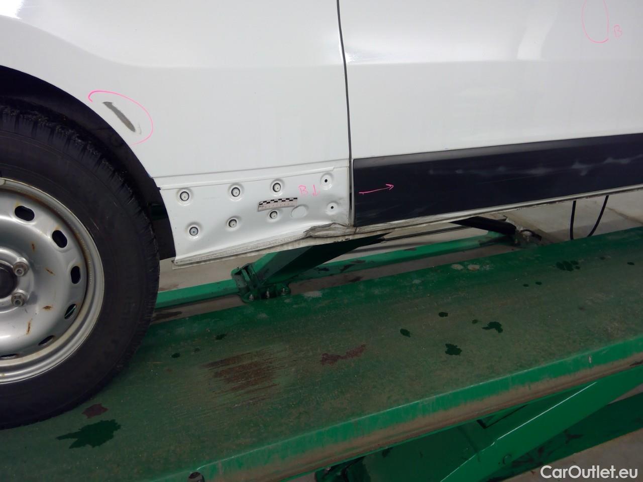  Renault  Trafic  dCi 125 L2H1 M CV #32