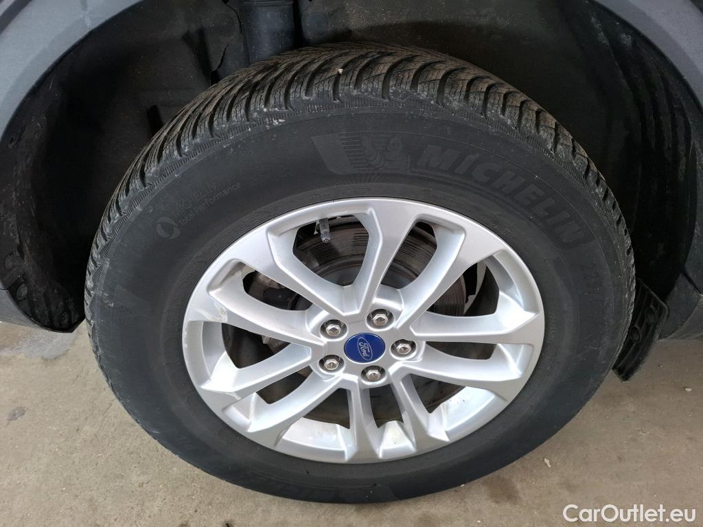  Ford  Kuga  Titanium Hybrid 2.5 190CV BVA6 E6dT #2