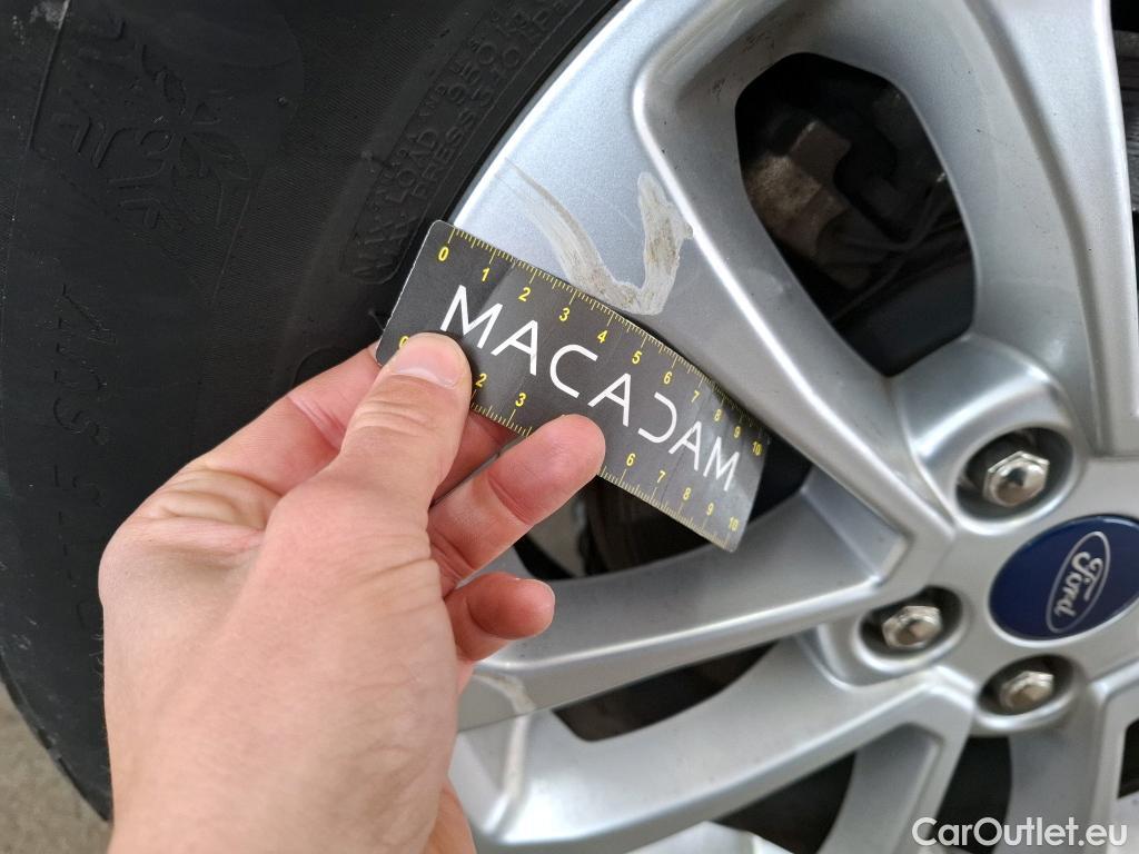  Ford  Kuga  Titanium Hybrid 2.5 190CV BVA6 E6dT #3