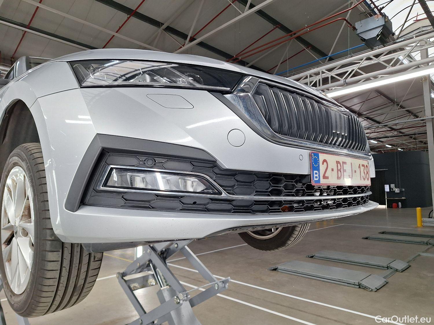  Skoda  Octavia Skoda,  Combi '20, Skoda  Combi 2.0 CRTDI 110kW DSG7 Style 5d #18