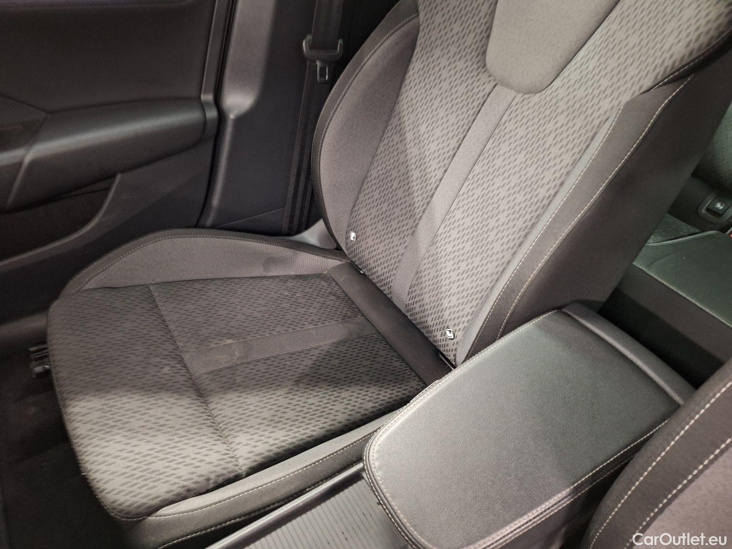  Skoda  Octavia Skoda,  Combi '20, Skoda  Combi 2.0 CRTDI 110kW DSG7 Style 5d #66